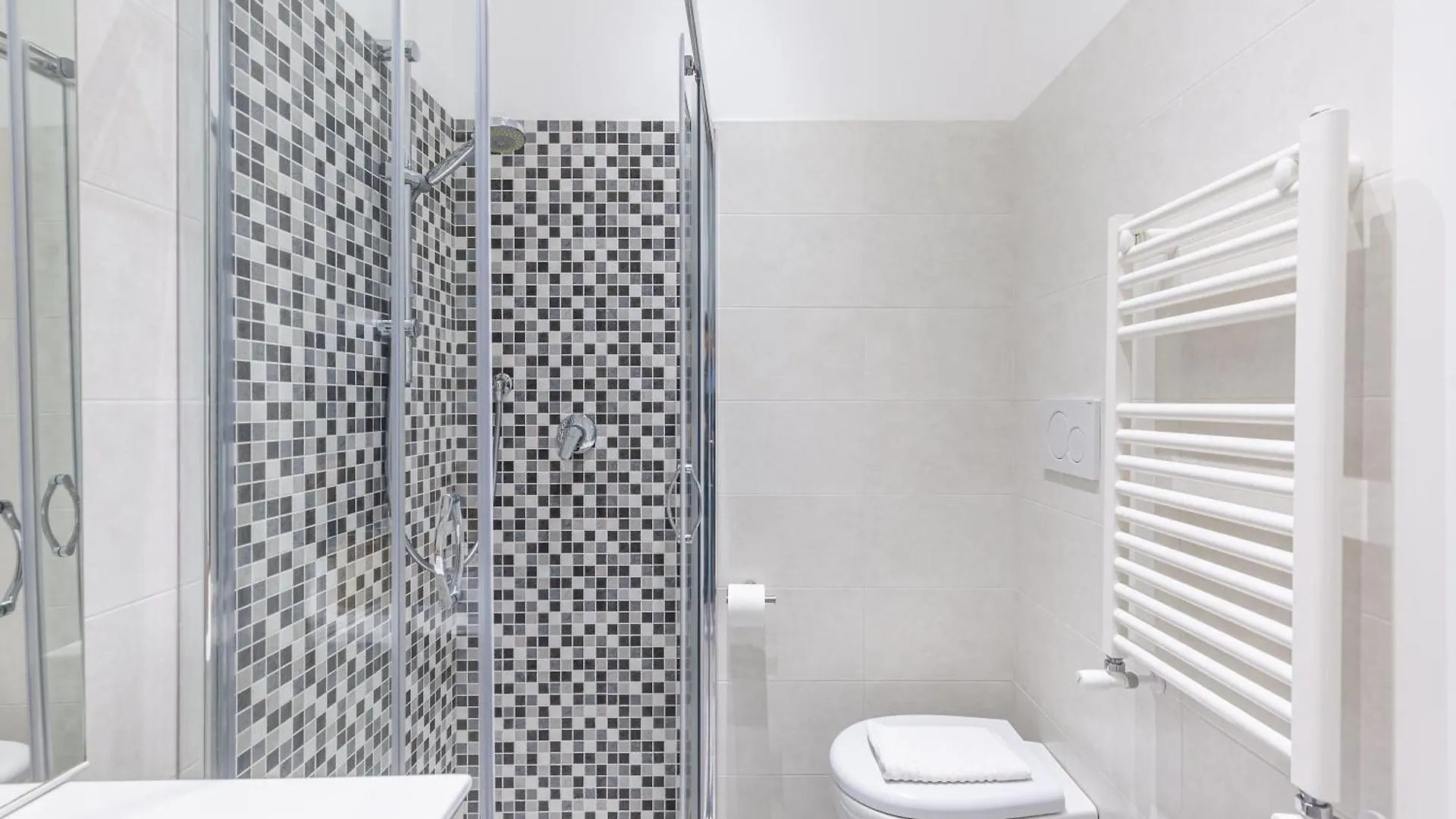 Guest house Alloggi Costantini - Ospedale Gemelli - Metro Battistini Rome Italy